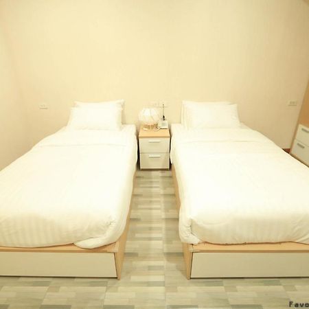 Favori Hostel Bangkok Surawong מראה חיצוני תמונה