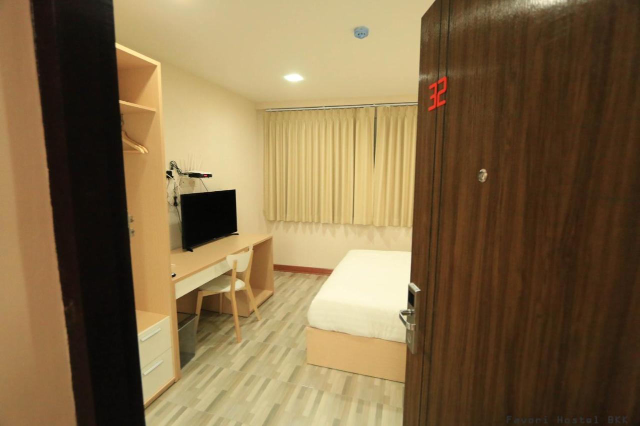 Favori Hostel Bangkok Surawong מראה חיצוני תמונה