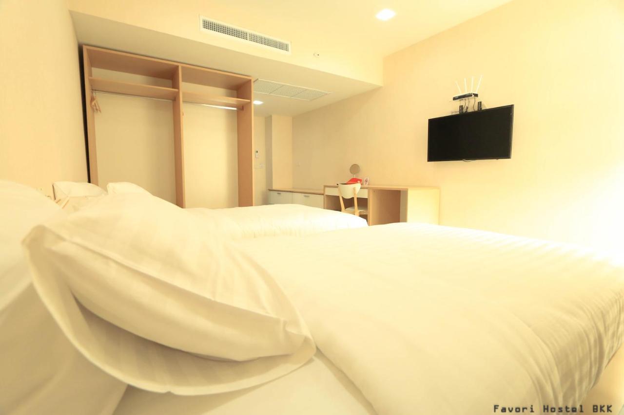 Favori Hostel Bangkok Surawong מראה חיצוני תמונה