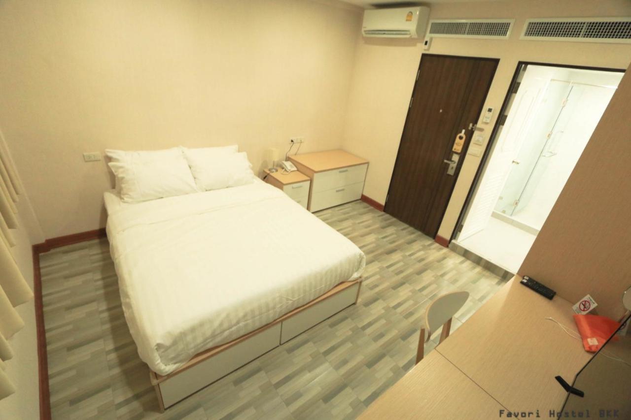 Favori Hostel Bangkok Surawong מראה חיצוני תמונה