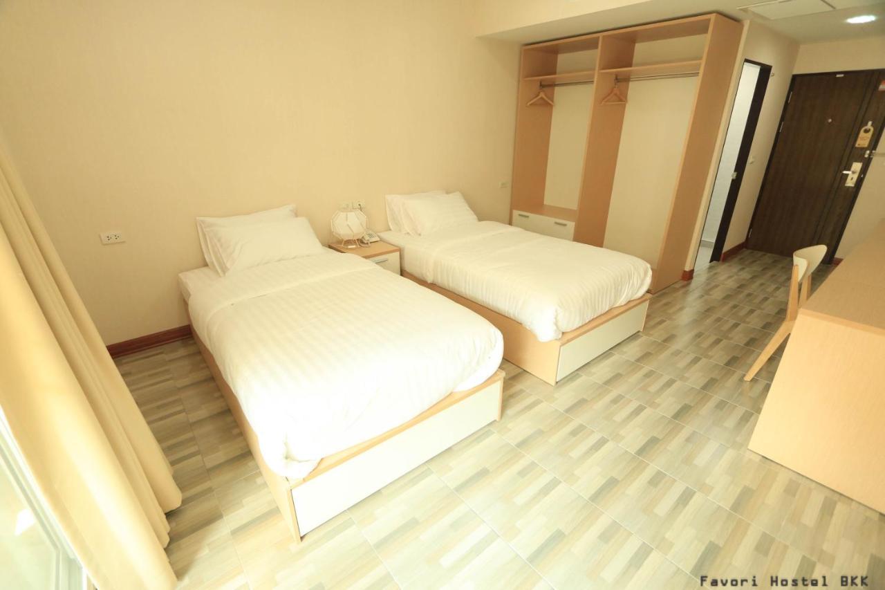 Favori Hostel Bangkok Surawong מראה חיצוני תמונה