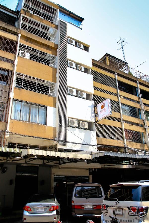 Favori Hostel Bangkok Surawong מראה חיצוני תמונה